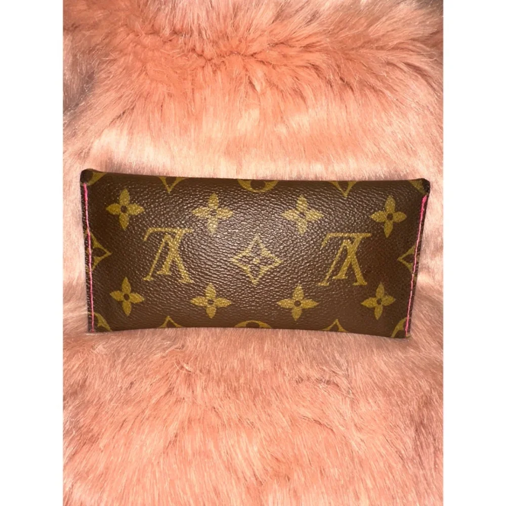 💖LV wallet💖 - Picture 3 of 4